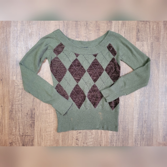 FREE W BUNDLE Le Chateau boat neck sweater - Picture 1 of 10